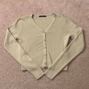 Brandy Melville light green long sleeve button up
